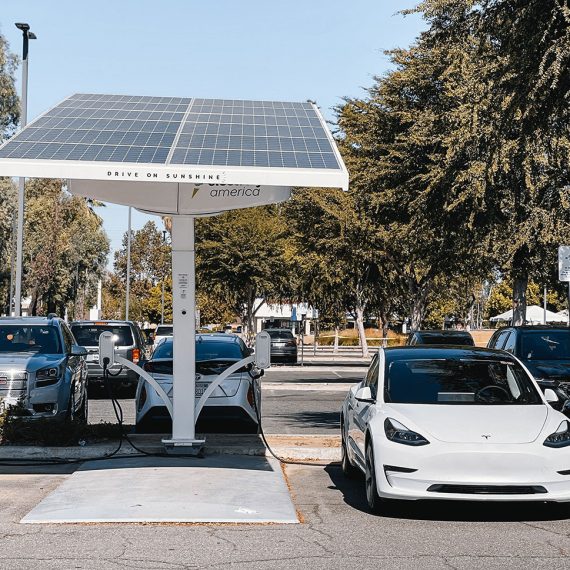 Solar Charger Street